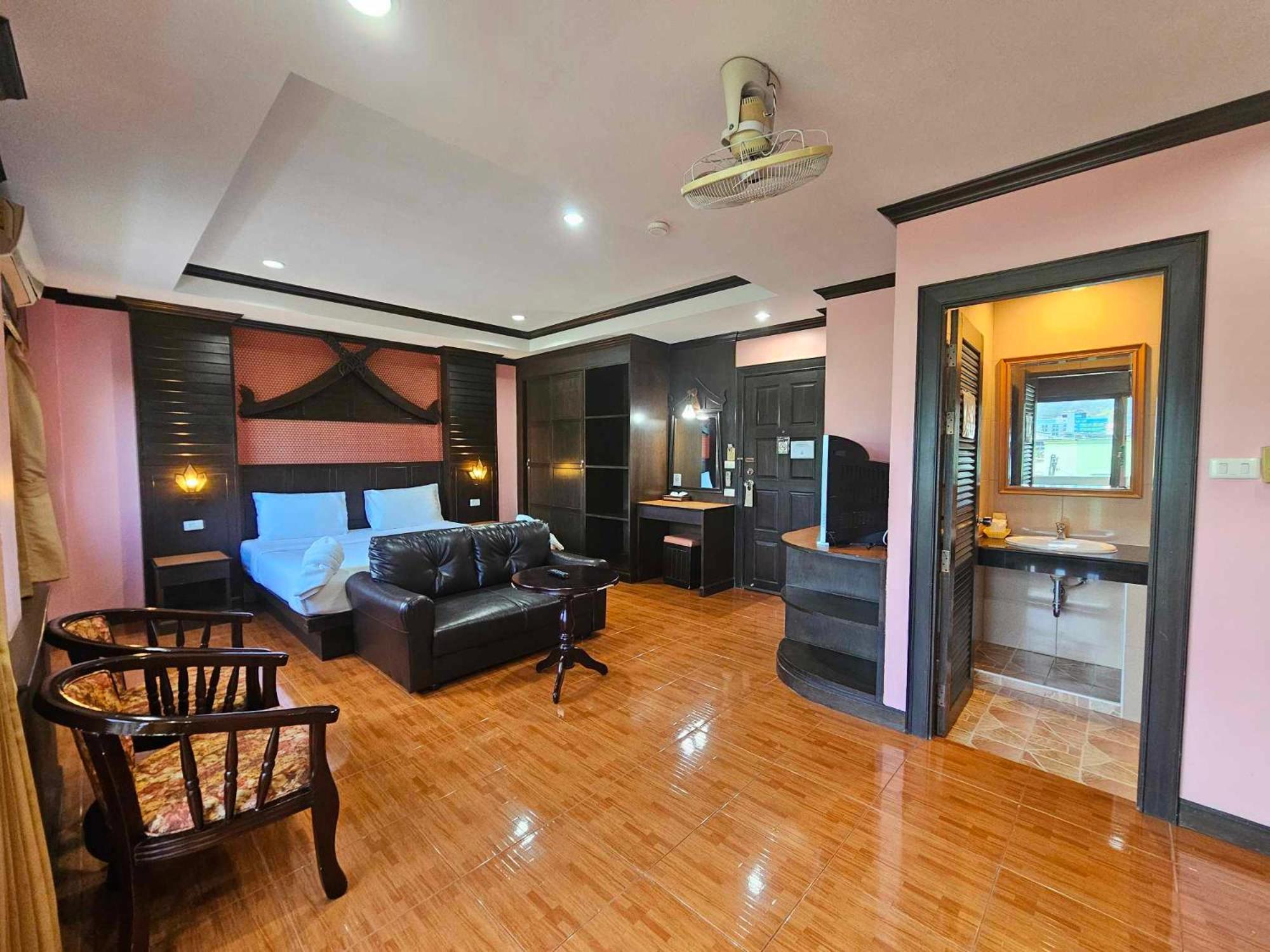 Nanai 2 Residence Patong Phuket Exterior foto